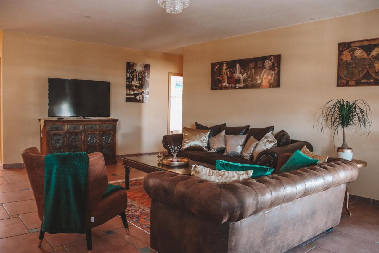Fewo Golden Palace إيتينهايم المظهر الخارجي الصورة